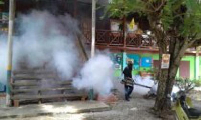 โครงการป้องกันและกำจัดโรคไข้เลือดออก ประจำปี 2559 (3 ภาพ)